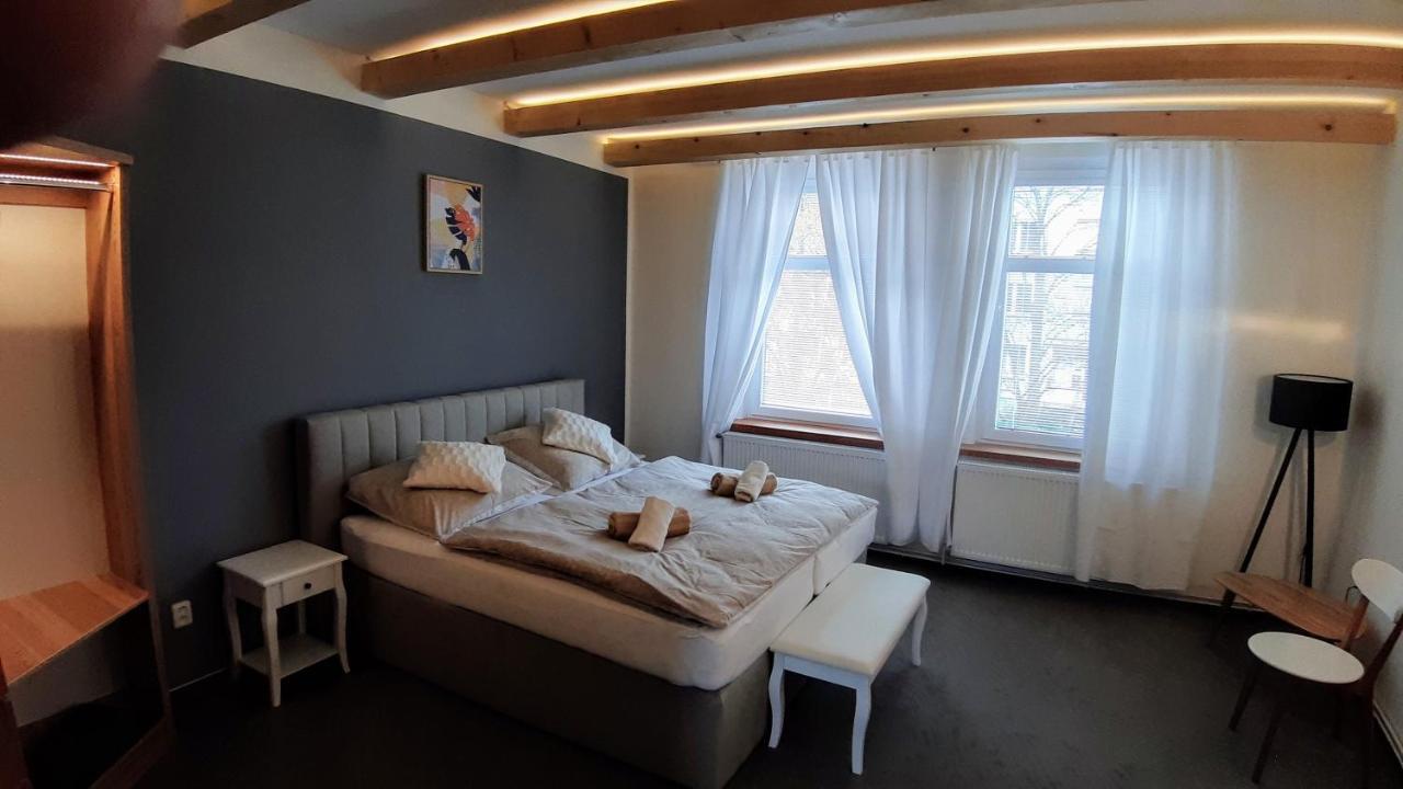 Three Apartment Františkovy Lázně Buitenkant foto